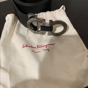Salvatore Ferragamo Reversible Belt (Size 40)
